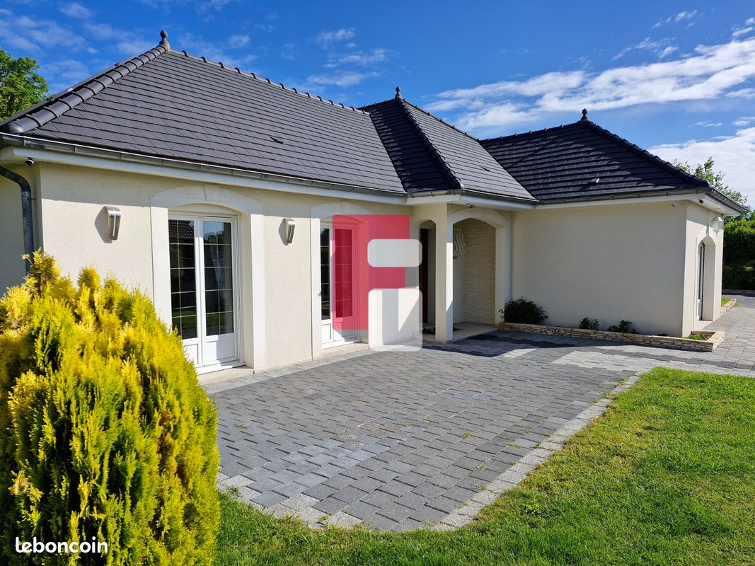 4 chambres Maison à Saint-Lyé, France No. 38611