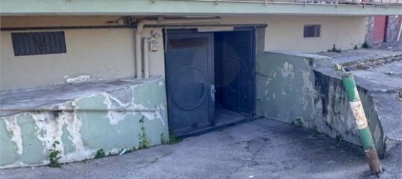 25m² Garage in Naples, Italy No. 81066 2