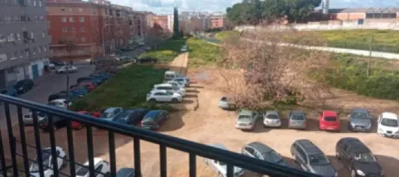 Apartamento de 3 dormitorios en Badajoz, Spain No. 180080 17