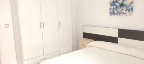 Apartamento de 3 dormitorios en Badajoz, Spain No. 180080 3