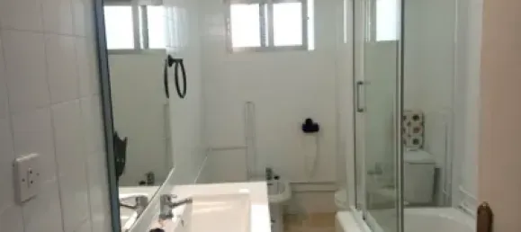 Apartamento de 3 dormitorios en Badajoz, Spain No. 180080 2