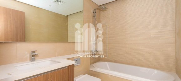 3 bedrooms Villa in Yas Island, UAE No. 5972 3