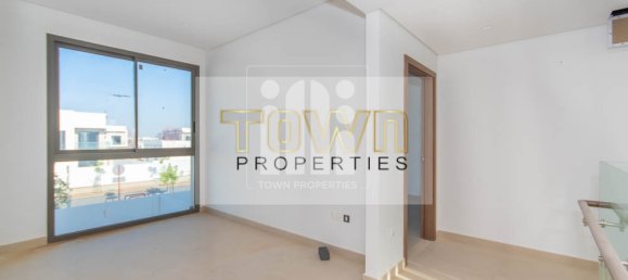 3 bedrooms Villa in Yas Island, UAE No. 5972 6