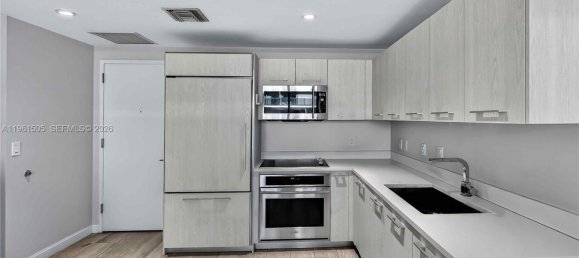 1 Schlafzimmer Gewerbliche Immobilien in Miami, USA, Nr. 615687 24