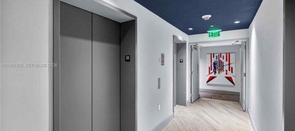 1 Schlafzimmer Gewerbliche Immobilien in Miami, USA, Nr. 615687 5