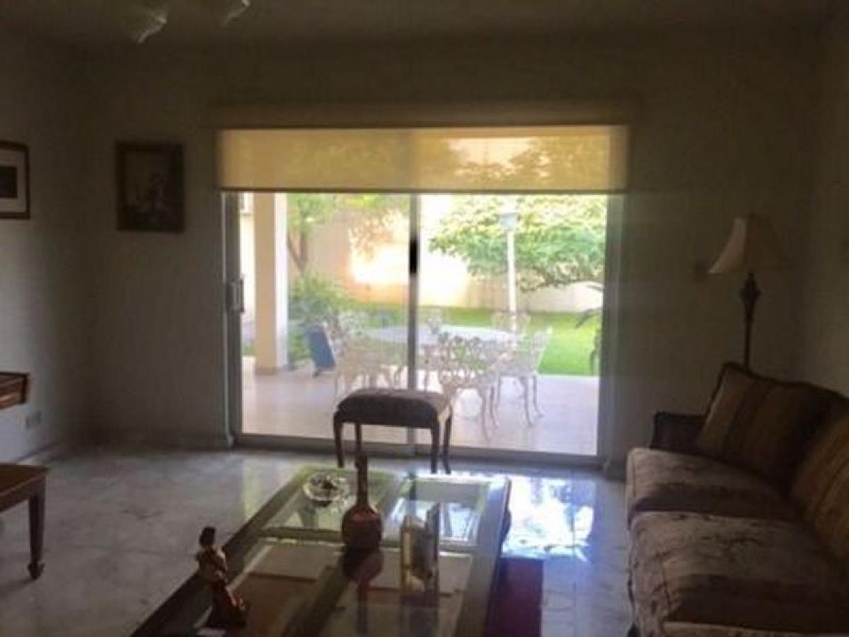 Casa de 3 dormitorios en Nuevo León, Mexico No. 167930