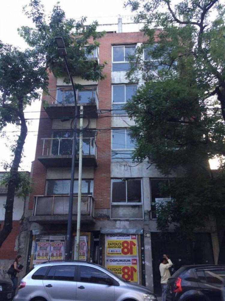 Gebäude in Buenos Aires, Argentina 1400m², Nr. 108034