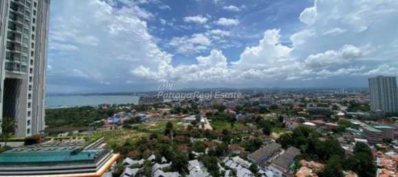 Studio in the Condo in Pattaya, Thailand No. 22947 2