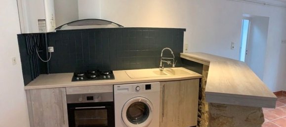 2 bedrooms House in Fougeres, France No. 206653 3