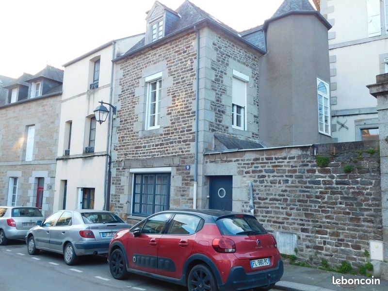 2 bedrooms House in Fougeres, France No. 206653