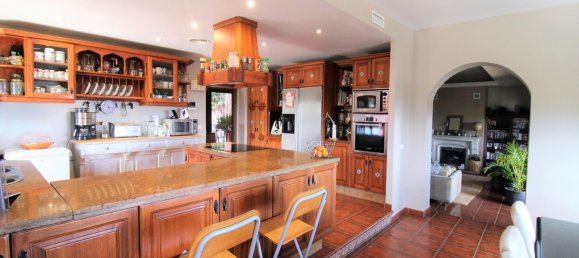 11 غرف نوم فيلا في Estepona, Spain رقم 144854 2