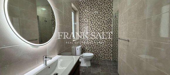 3 chambres Appartement à San Gwann, Malta No. 7504 12