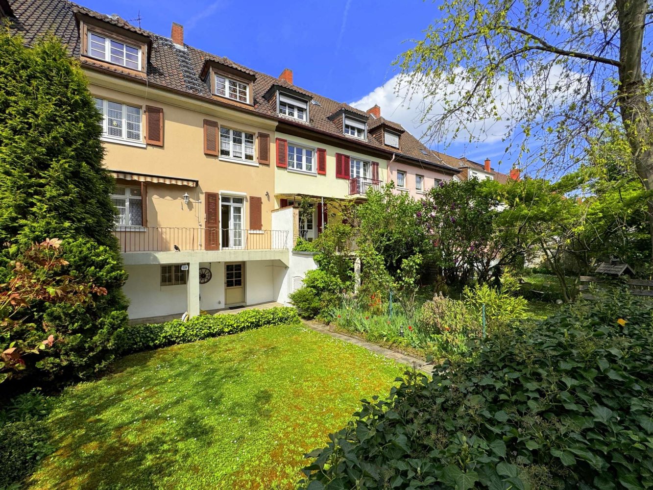 9-salle Maison à Ludwigshafen am Rhein, Germany No. 272386