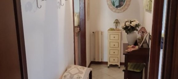 6 rooms Apartment in Pontremoli, Italy No. 144979 9