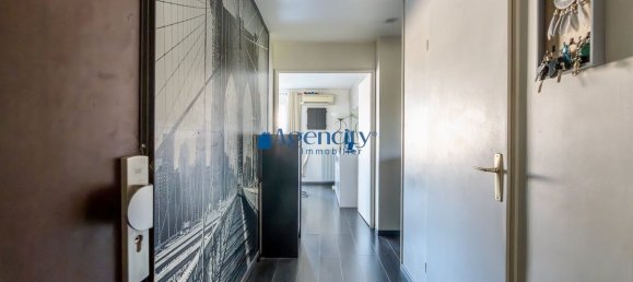 2 chambres Appartement à Torcy, France No. 289483 9