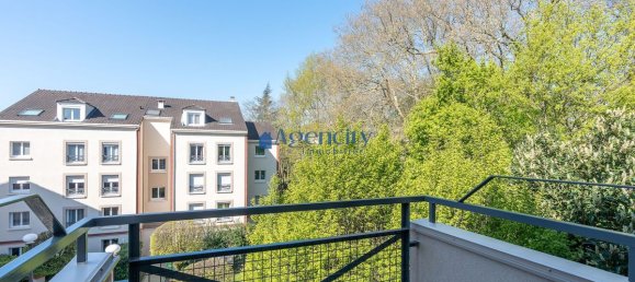 2 chambres Appartement à Torcy, France No. 289483 3