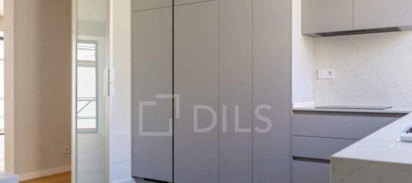 3 bedrooms Duplex in Lisbon, Portugal No. 341951 10