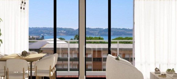 3 bedrooms Duplex in Lisbon, Portugal No. 341951 8