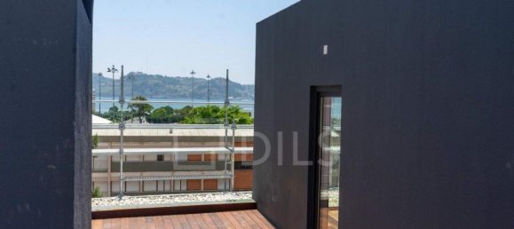 3 bedrooms Duplex in Lisbon, Portugal No. 341951 19
