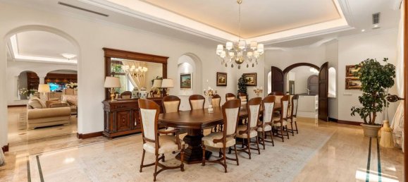 8 bedrooms Villa in Marbella, Spain No. 261904 6