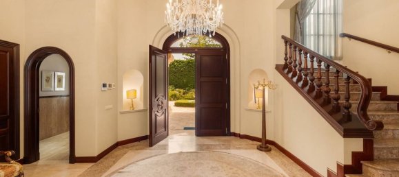 8 bedrooms Villa in Marbella, Spain No. 261904 13