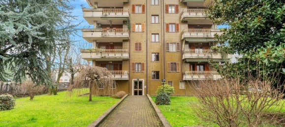 3 bedrooms Penthouse in Buccinasco, Italy No. 6332 41