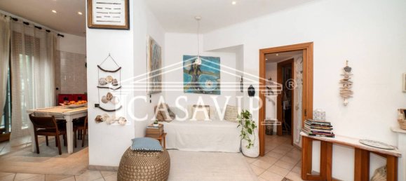 2 bedrooms Apartment in Rome, Italy No. 216964 5