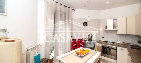 2 bedrooms Apartment in Rome, Italy No. 216964 10