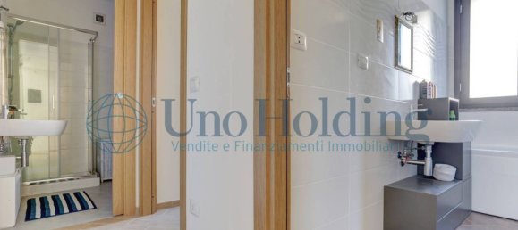2 bedrooms Apartment in Rome, Italy No. 148716 15