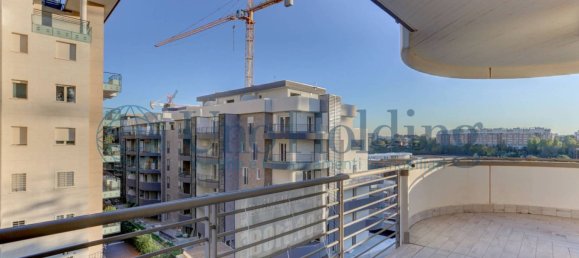 2 bedrooms Apartment in Rome, Italy No. 148716 17