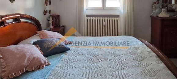 5 rooms Apartment in Ravenna, Italy No. 173265 3