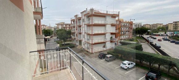 3 rooms Apartment in Molfetta, Italy No. 28490 17