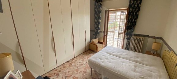 3 rooms Apartment in Molfetta, Italy No. 28490 3