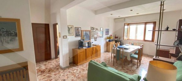 3 rooms Apartment in Molfetta, Italy No. 28490 9