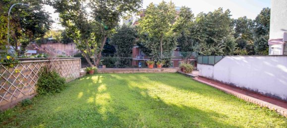 Квартира с 3 спальнями в Рим, Италия № 272633 21