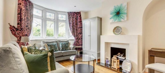 4 bedrooms House in Surbiton, United Kingdom No. 10227 8