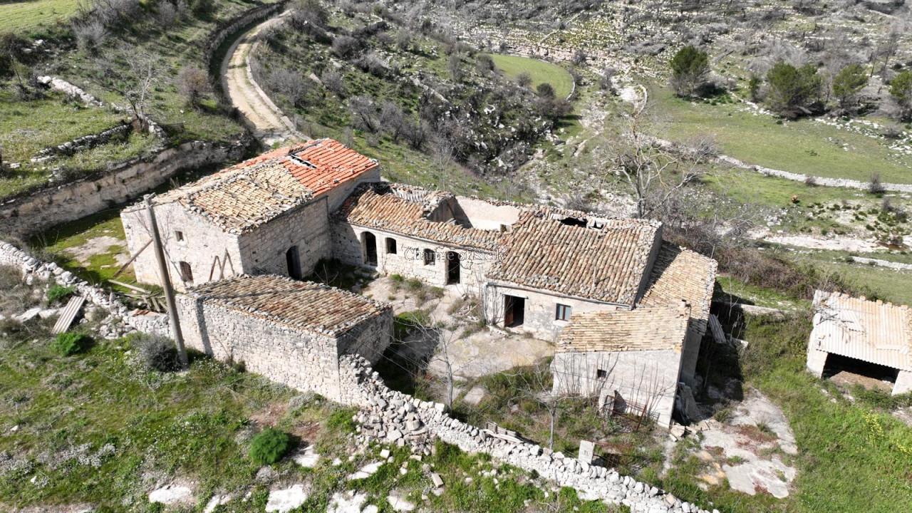 12-Zimmer Haus in Ragusa, Italy, Nr. 231736