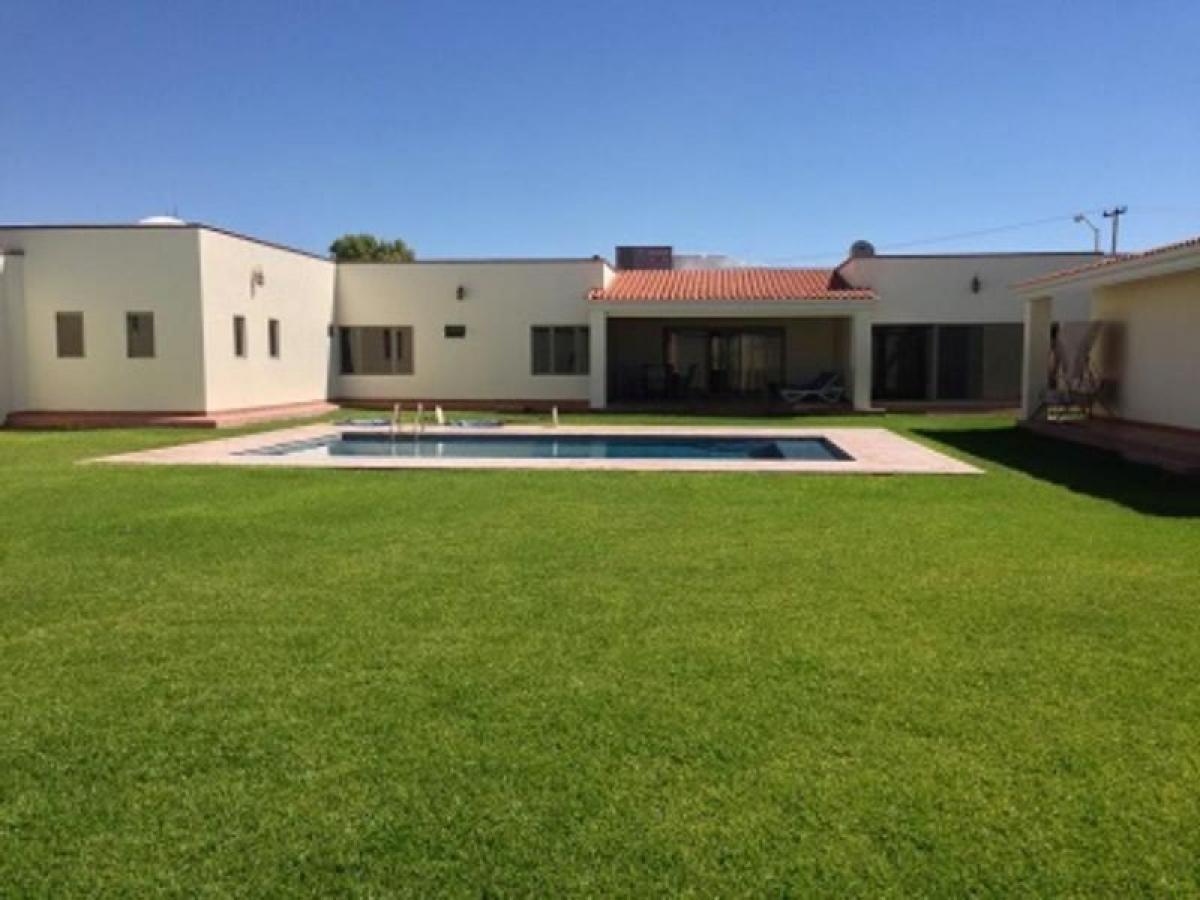 4 bedrooms House in Playa Vicente, Mexico No. 189837