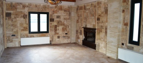 4 bedrooms Commercial property in Gazi, Greece No. 4925 4