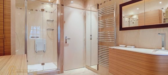 5 bedrooms House in Lamorlaye, France No. 293145 9