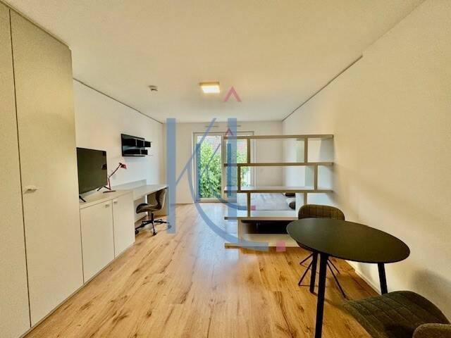 Estúdio em Niederschoneweide, Germany N.º 310036