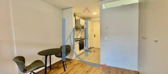 Estúdio em Niederschoneweide, Germany N.º 310036 8