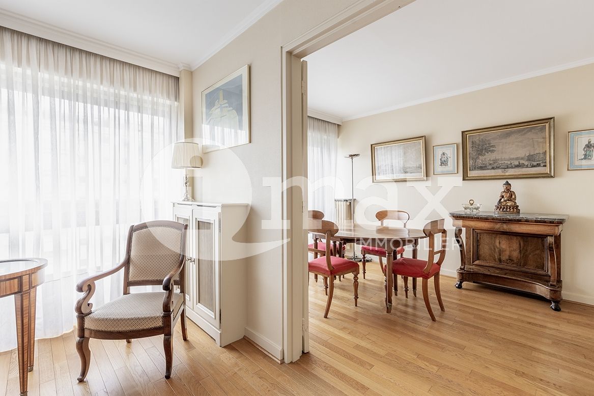 3 bedrooms Apartment in Courbevoie, France No. 142740