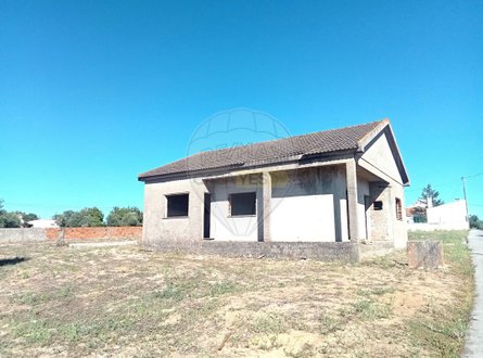 2 bedrooms House in Santarem, Portugal No. 19762