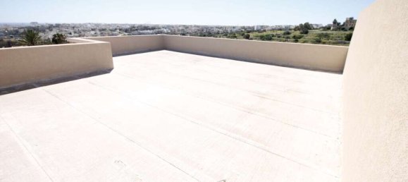 3 Schlafzimmer Villa in Swieqi, Malta, Nr. 9267 39