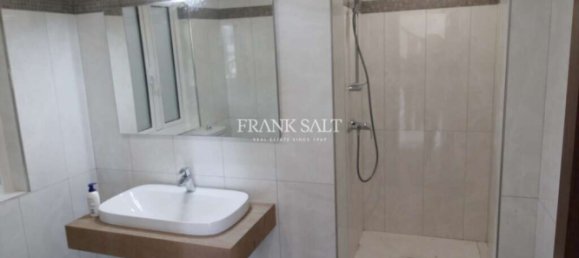 3 Schlafzimmer Villa in Swieqi, Malta, Nr. 9267 19