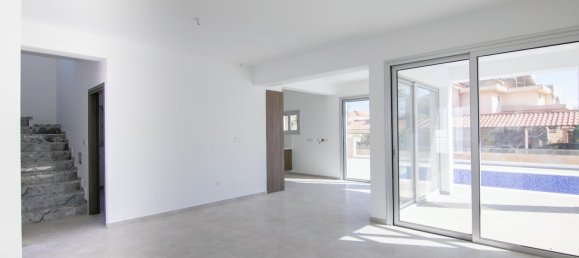 4 غرف نوم فيلا في Paralimni, Cyprus رقم 22099 4