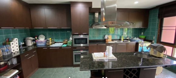 3 bedrooms Condo in Bangkok, Thailand No. 23896 10