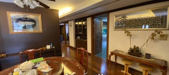 3 bedrooms Condo in Bangkok, Thailand No. 23896 5