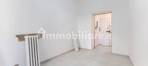 2 bedrooms Apartment in Rome, Italy No. 323585 15